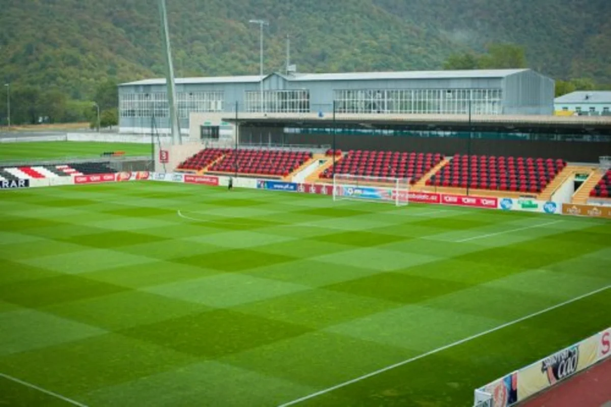 UEFAnın Qəbələ şəhər stadionunun tribunalarına girişi məhdudlaşdırmasının SƏBƏBİ