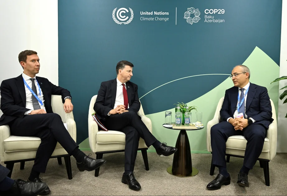 COP29 çərçivəsində Böyük Britaniya ilə iqtisadi əlaqələrin genişləndirilməsi məsələsi müzakirə edilib AZƏRTAC