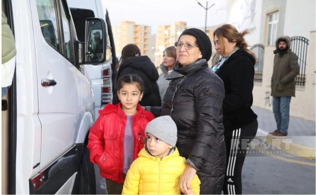 Növbəti köç karvanı Cəbrayıl şəhərinə çatıb, açarlar təqdim olunub