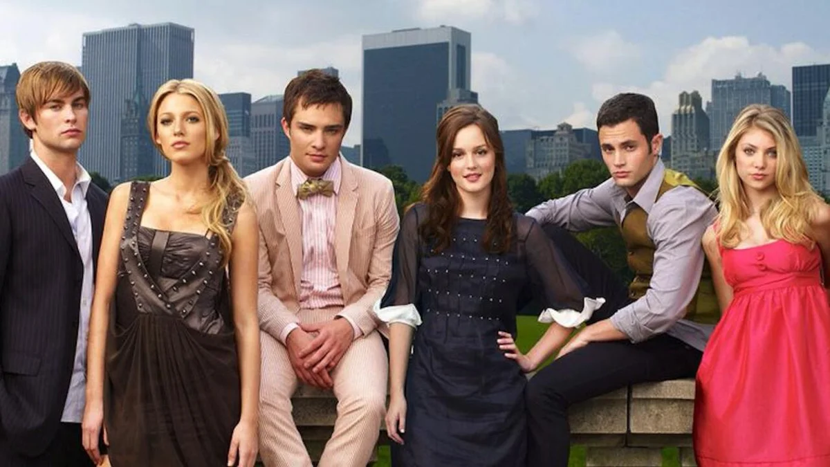 Gossip Girl filminin ulduzu itkin düşdü FOTO