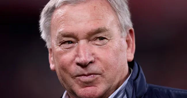 Əgər Yamal şəxsi həyatında layiqincə davranmasa, uzun müddət davam gətirə bilməyəcək İspaniya yığmasının sabiq baş məşqçisi