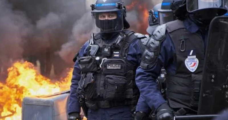 Əmək Konfederasiyası tətillərə çağırış edib: Fransada etiraz başlayır?