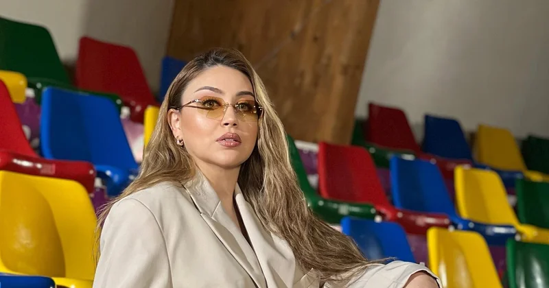 Damlanın yeni fotosessiyas Açıq saçıqlığı yaraşdırmadılar