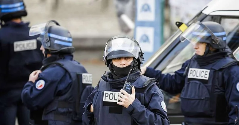 Parisin ən böyük qatar stansiyasında atışma: insanlar təşvişə düşdü