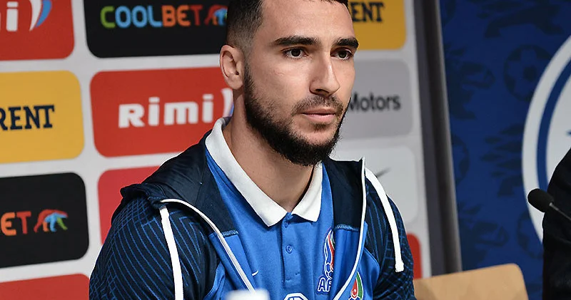 “Qarabağ”ın futbolçusu: “İnanıram ki, yaxın gələcəkdə xalqımızı sevindirəcəyik”