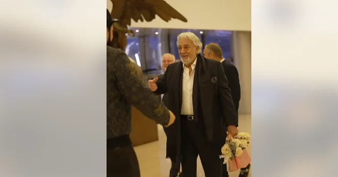 Dünya şöhrətli tenor Plasido Dominqo Bakıya gəldi