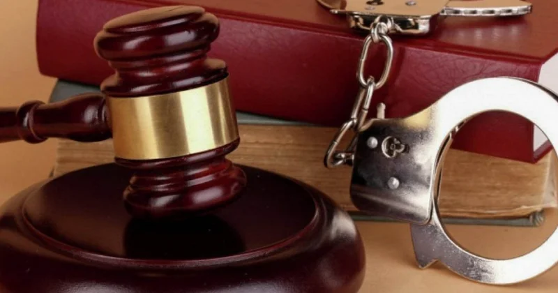 İnternetdə qumar oyunu təşkil edən mütəşəkkil dəstənin cinayət işi məhkəməyə göndərilib