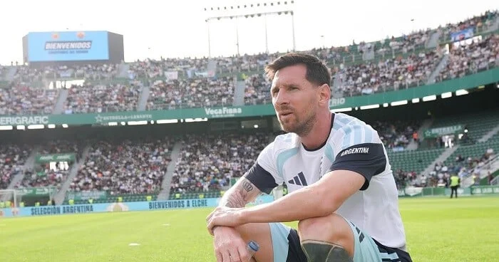 Messini izləmək üçün 20 mindən çox insan məşqə qatıldı Foto