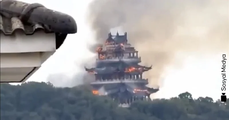 Çində 1500 il yaşı olan məbəddə yanğın baş verdi