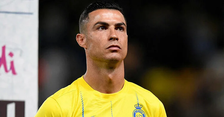 Ronaldo qırmızı vərəqə aldı, 40 ildə bir hadisə