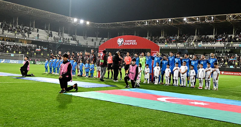 Сборная Азербайджана. Оценки за Исландию