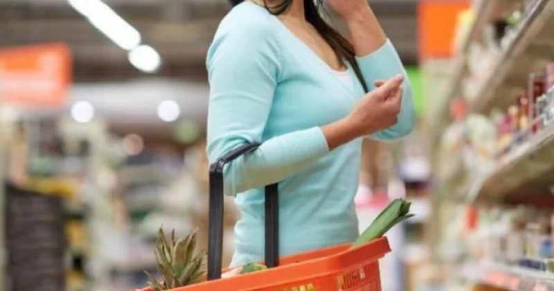 Pərakəndə ticarət şəbəkəsində istehlakçılara 52,6 milyard manatlıq məhsul satılıb