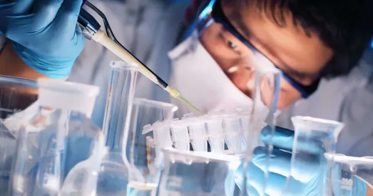 Çinli alimlər insan ömrünü 150 ilə qədər uzada biləcək