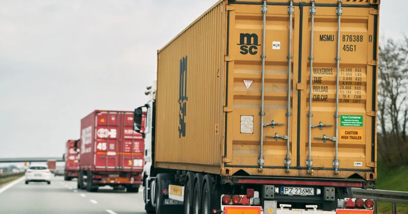 Paşinyan: Yük maşınlarının Türkiyədən Azərbaycana və geriyə tranzitini təklif edirik, çünki o hazırdır