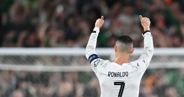 Ronaldonun meydandan qovulduqdan sonra İrlandiyanın baş məşqçisinə nə dediyi məlum olub
