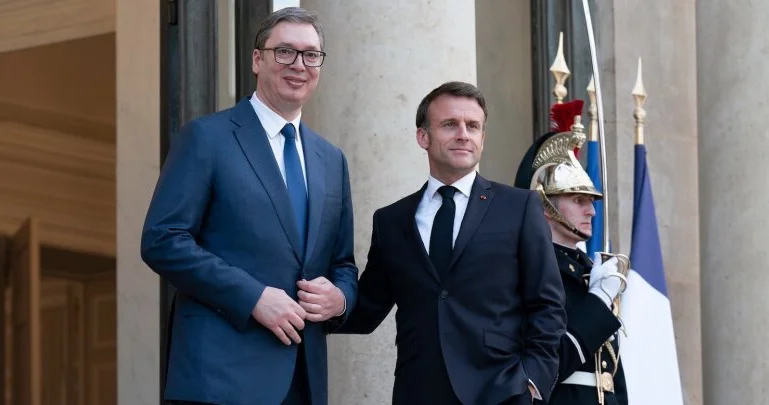 Vuçiç Makronla söhbətinin təfərrüatlarını açıqlayıb