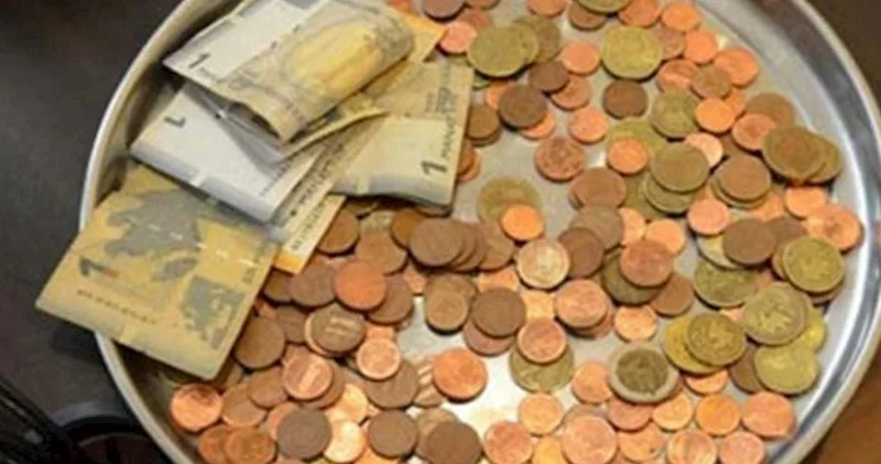 Qəpiklərdən istifadə azaldıqca onların istehsalına davam etməyin mənası da azalır AÇIQLAMA