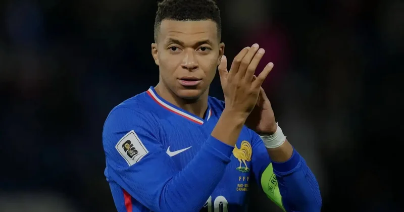 “400 lər klubu”nda Mbappe kimdən geri qalır?