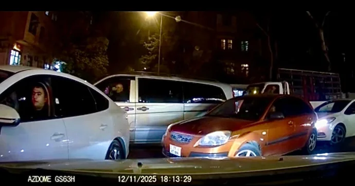 Bakıxanovda qayda pozan sürücülər tıxacı böyütdü, biri isə görün hələ nə dedi… VİDEO