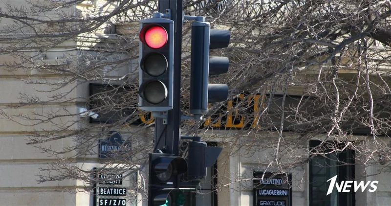 На одном из перекрестков в Баку обновлена организация движения ВИДЕО