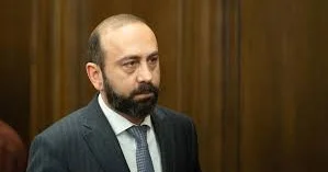 Мирзоян: Армения и Азербайджан обсуждают подписание финального мирного договора