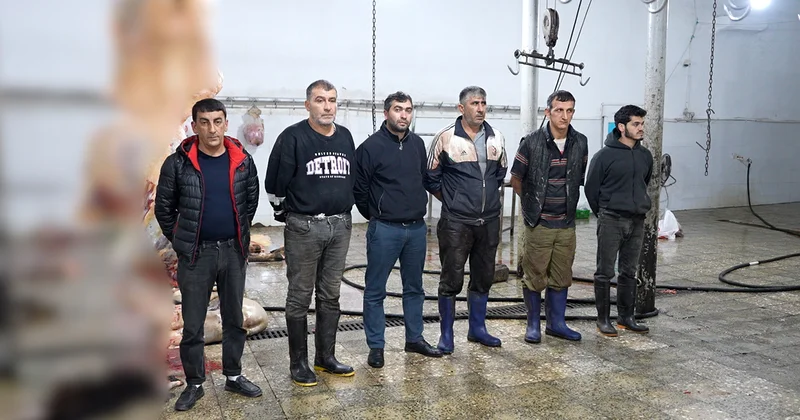 2 tona yaxın yararsız əti keyfiyyətli ət kimi satışa çıxardılar Video