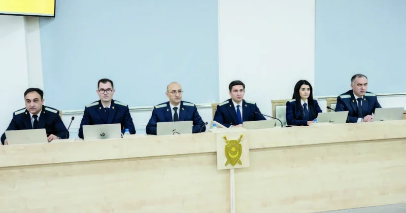 Prokurorlar məhkumların cəzalandırılmasını təklif ediblər