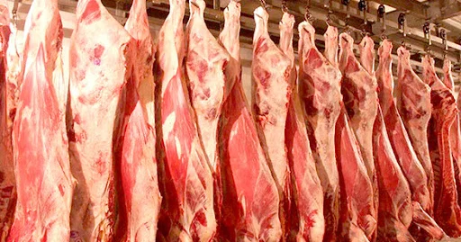 В Баку выявили две тонны непригодного к употреблению мяса Minval Politika