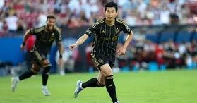 Tanınmış futbolçu Türkiyə klubundan imtina etdi, ABŞ da qalacaq