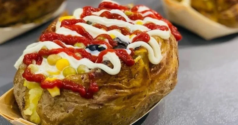 Türkiyədə turistlər kumpirdən zəhərlənib öldülər