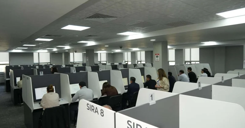 ƏN və DİM birgə imtahan keçirdi Notarius olmaq istəyənlər üçün