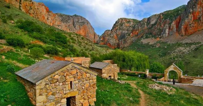 Американский аналитик: У Азербайджана нет планов захватить Зангезур военным путем... наш обзор