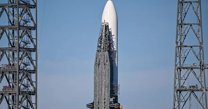 Blue Origin Mars missiyası üçün nəzərdə tutulan New Glenn buraxılışını dayandırdı