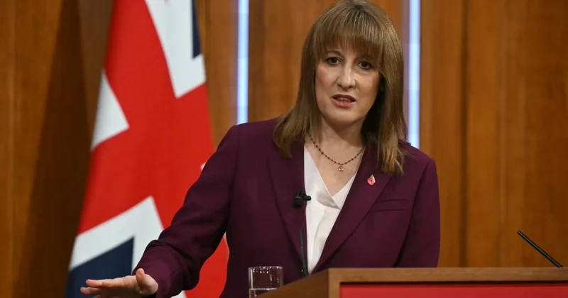 Britaniyanın maliyyə naziri gəlir vergisini artırmaq planından imtina edib