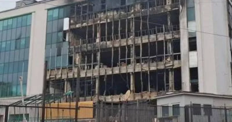 Ukraynadakı Azərbaycan səfirliyinə Rusiya deyil, Amerika raketi atılıb Moskvadan iddia