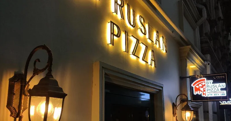 Restorana yüksək vəzifəli şəxslərin adından istifadə ilə TƏZYİQ