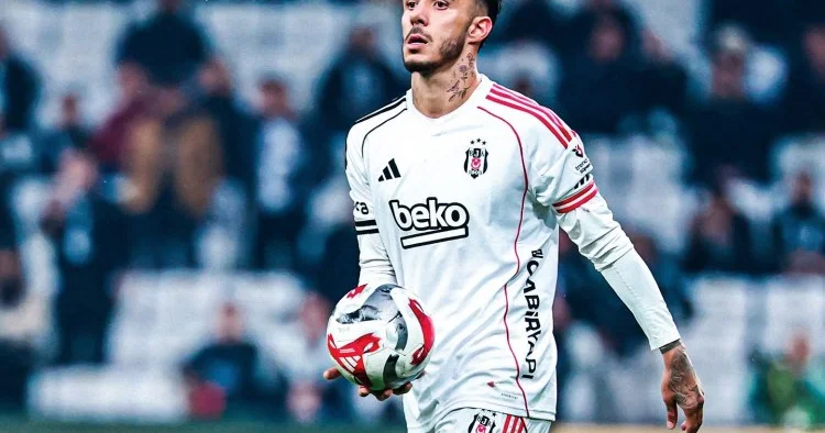 Beşiktaş ın futbolçusunu Türkiyə millisinin heyətindən çıxarıldı
