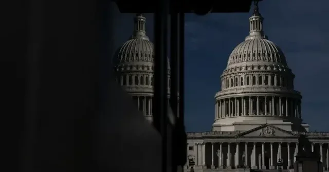 Белый дом будет лучше информировать Конгресс о проводимых военных операциях