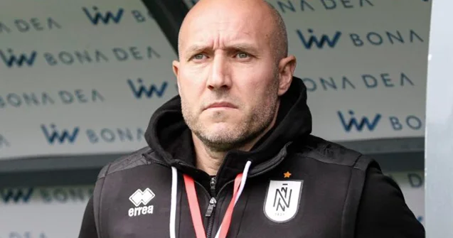 “Neftçi” Samir Abasovun qalmaqallı görüntülərini yayan saytla müqaviləyə xitam verdi Fotolar