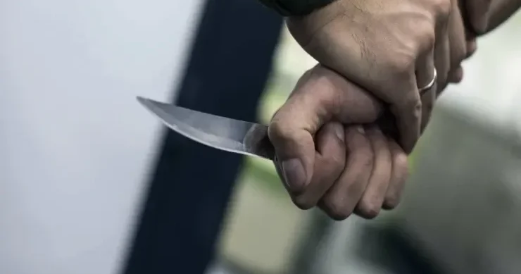 “Ürəyi xaş istəyib, gətirib yedirtmişəm, mənə bıçaq çəkir” 20 manatlıq DAVA