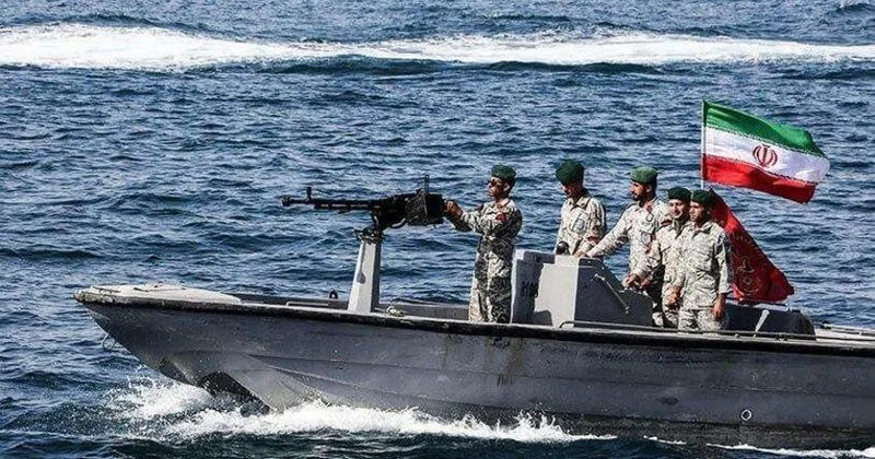 İrandan Hörmüz əməliyyatı: ABŞ havaya hərbi təyyarə qaldırdı