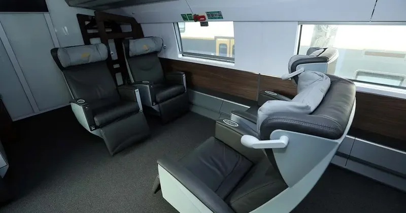 ADY qatarlarda başqaları üçün yer saxlayan sərnişinlərə müraciət edib