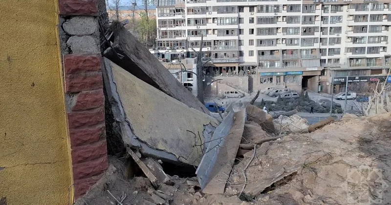 Rusiya Kiyevdə Azərbaycan səfirliyini hədəf aldı: Təsadüf yoxsa təxribat? ŞƏRH