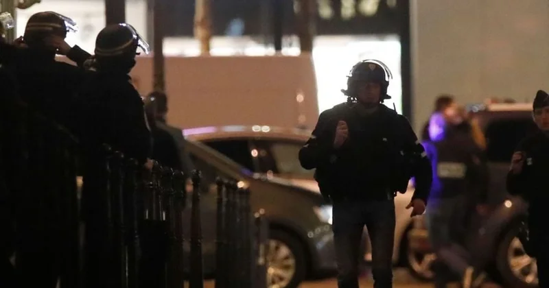 Polis Paris dəmiryol vağzalındakı silahlı şəxsi yaralayıb