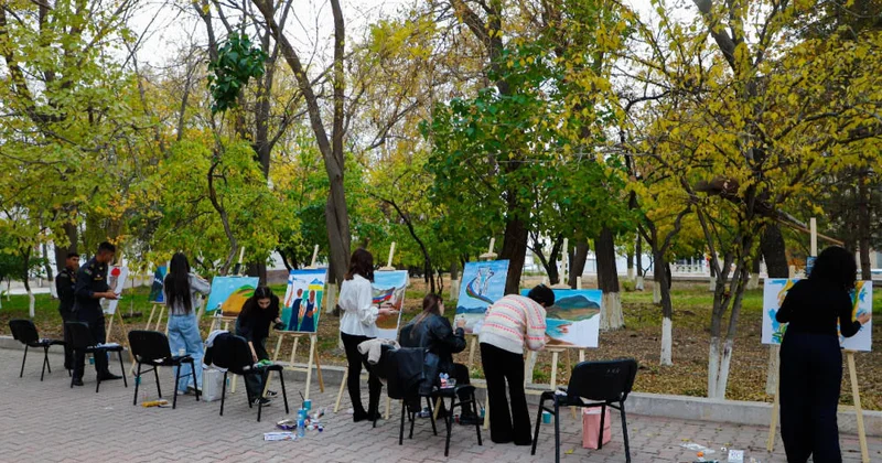 Tələbələr arasında rəsm müsabiqəsi keçirilib