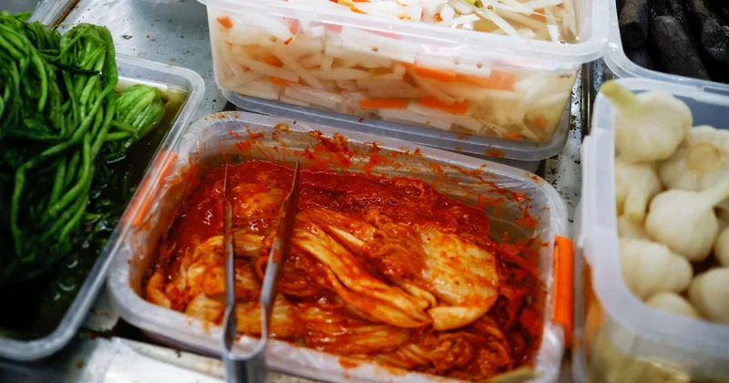 Ученые рассказали, кому нельзя есть популярную азиатскую закуску