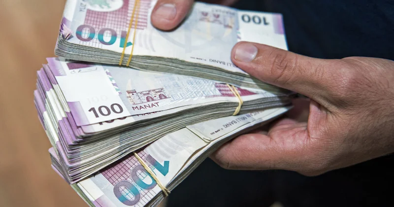 Muzdla çalışan işçilərin orta aylıq əməkhaqqı 1087,7 manat olub