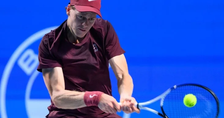 Yannik Sinner ATP Yekun çempionatında Ben Şeltona qalib gəlib