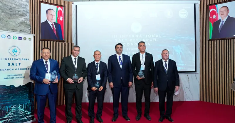 NDU da “III Beynəlxalq Duzdağ Araşdırmaları Konqresi” keçirildi Fotolar