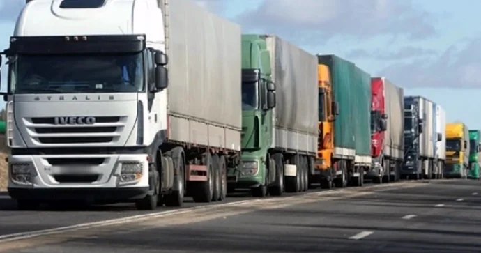 Azərbaycanda yük daşımaları 2 faizdən çox artıb